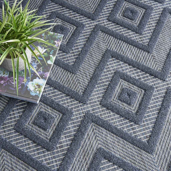 8' X 10' Navy Blue Indoor Outdoor Area Rug