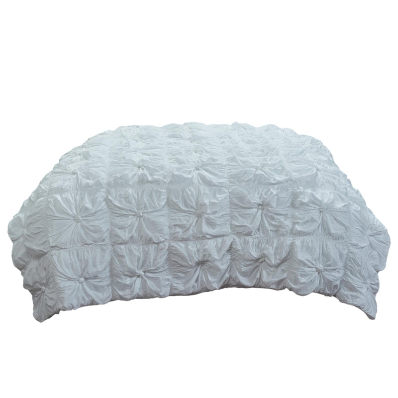 86" X 68" White Geometric Cotton Quilt - Bed & Bath