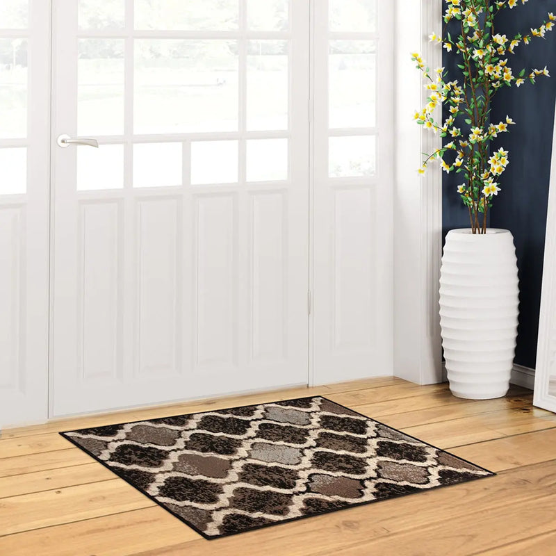 2' X 3' Brown Black And Ivory Quatrefoil Distressed Area Rug Homeroots Home Decor