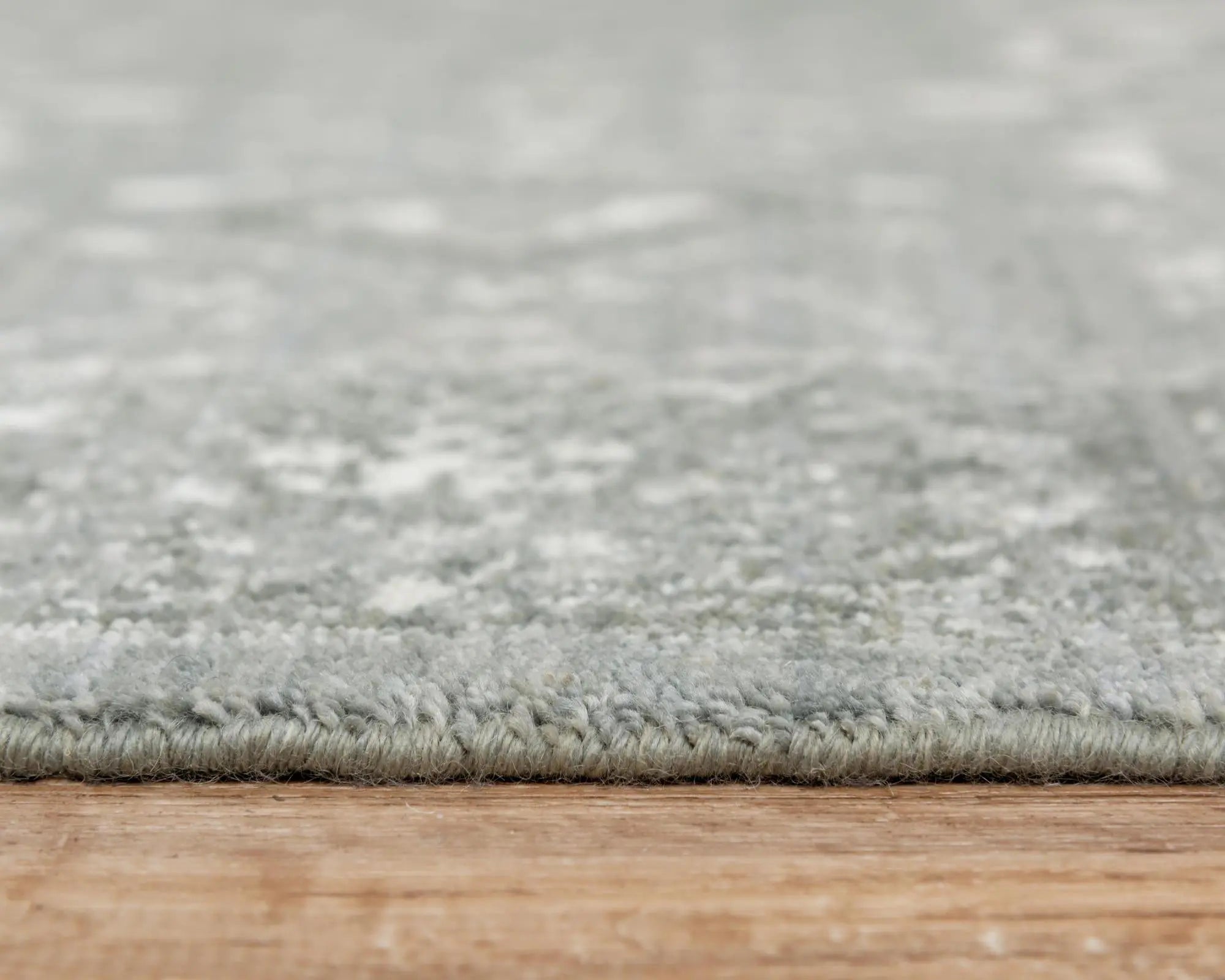 2' X 3' Gray And Ivory New Zealand Lambs Wool Oriental Hand Carved Handmade Area Rug Homeroots Home Decor