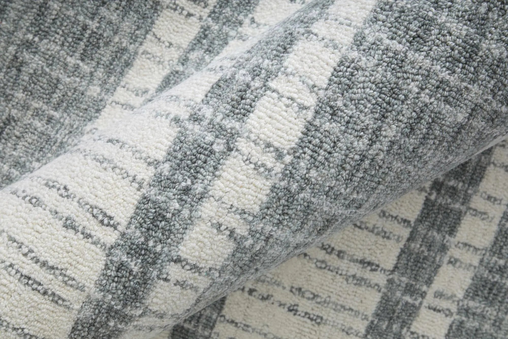 2' X 3' Gray And White Wool Striped Hand Tufted Area Rug Homeroots Home Decor