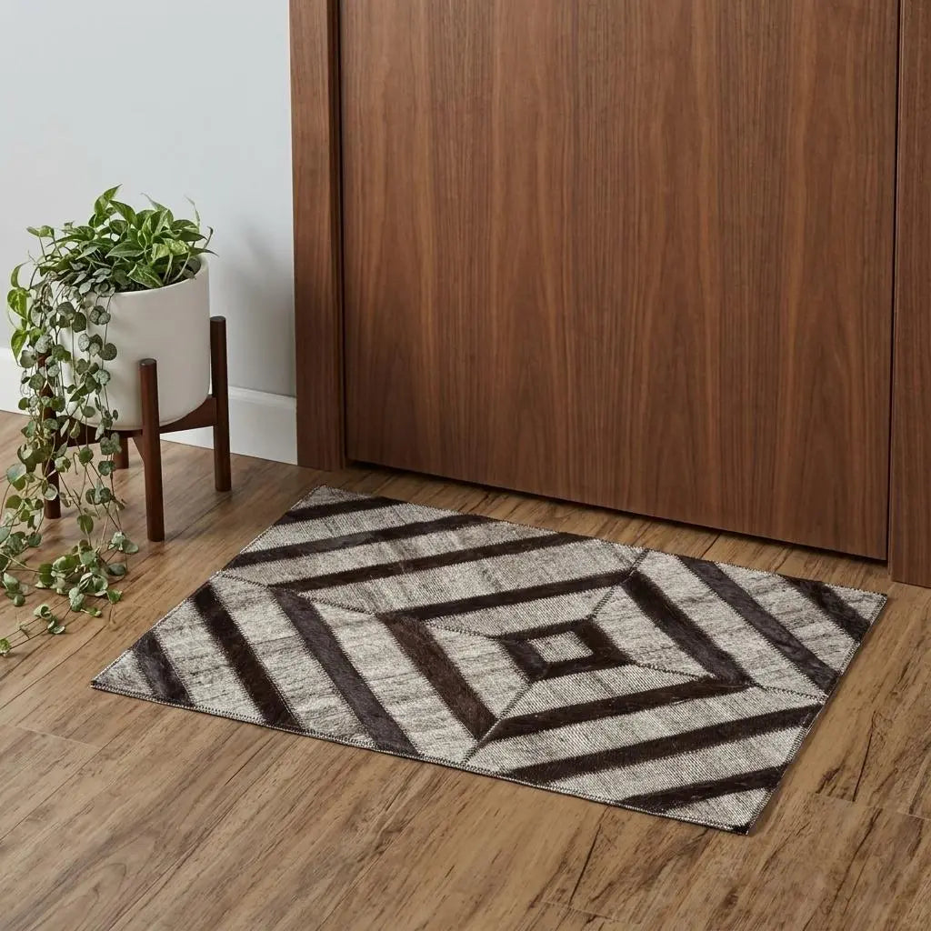2' X 3' Gray Brown And Ivory Geometric Hand Woven Area Rug Homeroots Home Decor