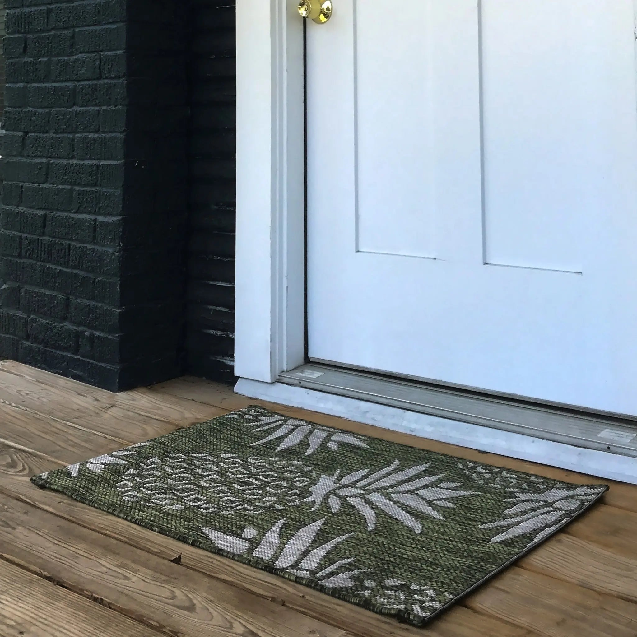 2' X 3' Green Indoor Outdoor Area Rug GreatEagleInc