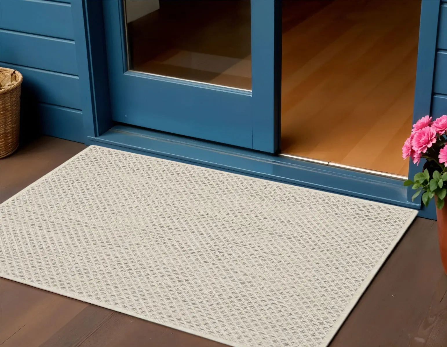 2' X 3' Ivory And Silver Geometric Indoor Outdoor Area Rug Homeroots Outdoor