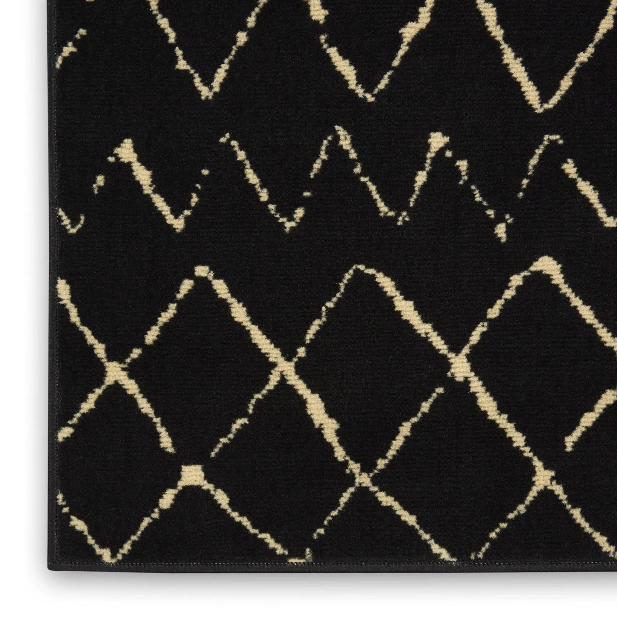 2' X 4' Beige And Black Floral Distressed Area Rug Homeroots Home Decor