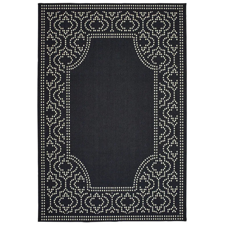 2' X 4' Black and Ivory Stain Resistant Indoor Outdoor Area Rug Homeroots Outdoor