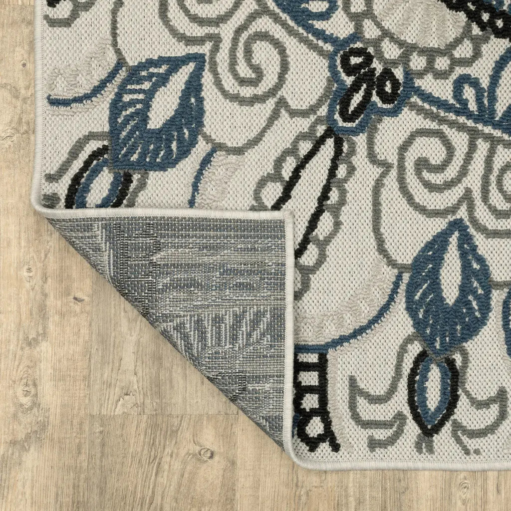 2' X 4' Blue and Beige Geometric Stain Resistant Indoor Outdoor Area Rug Homeroots Outdoor