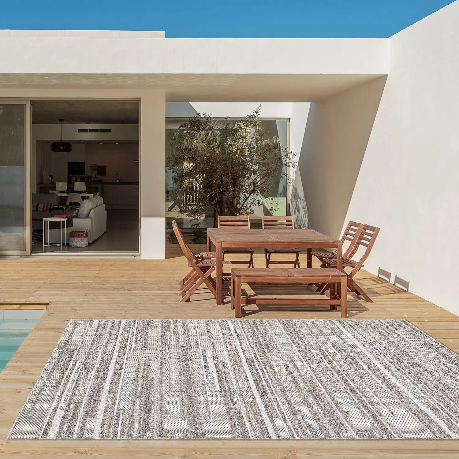 2' X 4' Gray Abstract Stain Resistant Indoor Outdoor Area Rug Homeroots Outdoor