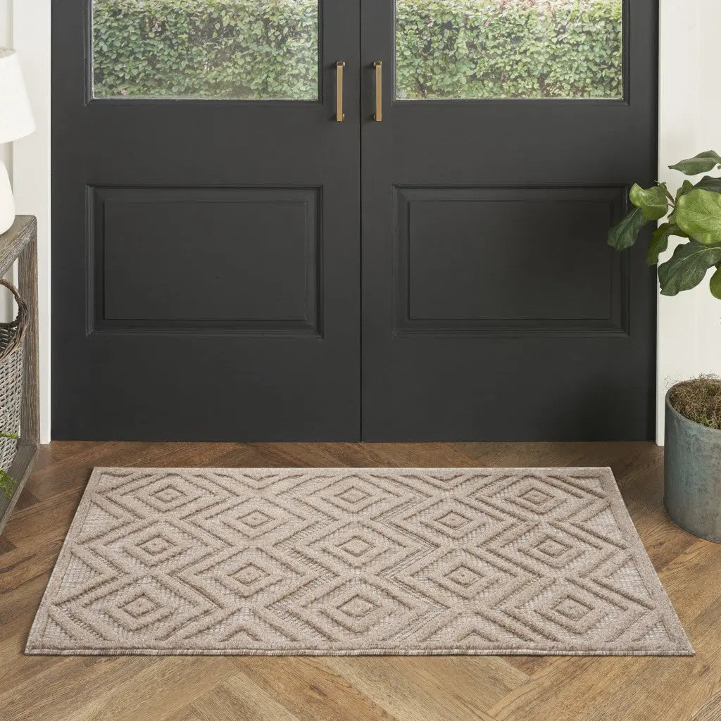 2' X 4' Natural And Beige Geometric Indoor Outdoor Area Rug Homeroots Outdoor