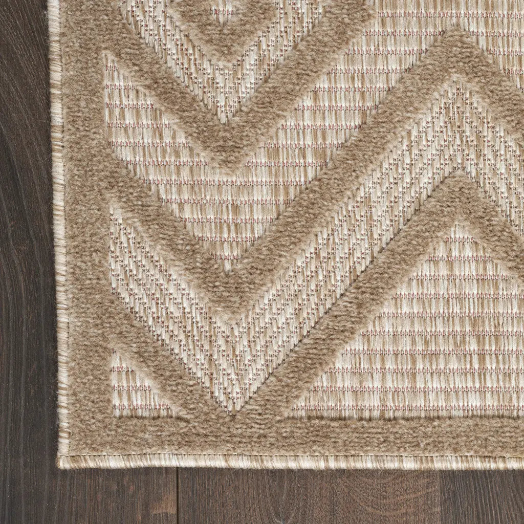 2' X 4' Natural And Beige Geometric Indoor Outdoor Area Rug Homeroots Outdoor
