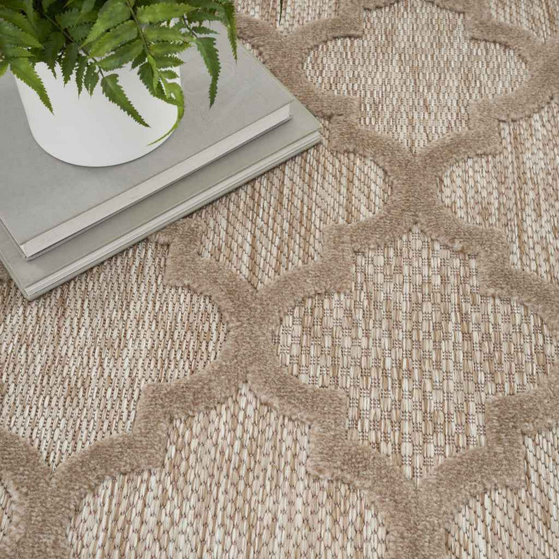 5' X 7' Beige Indoor Outdoor Area Rug