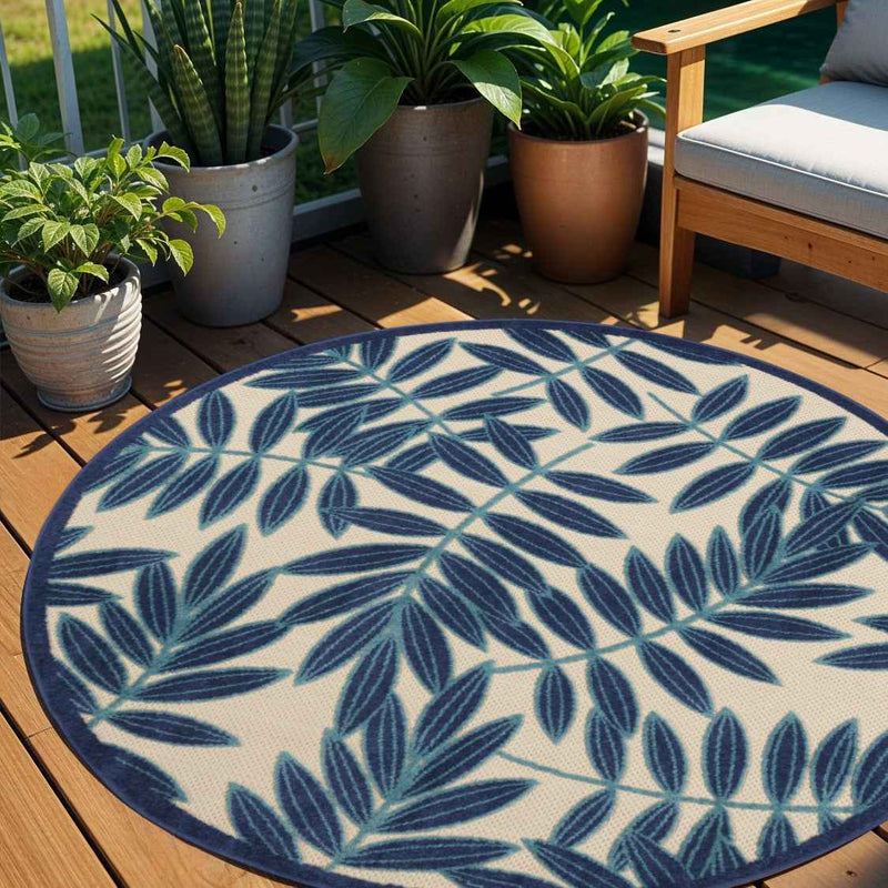 4' Round Blue And Ivory Round Floral Indoor Outdoor Area Rug