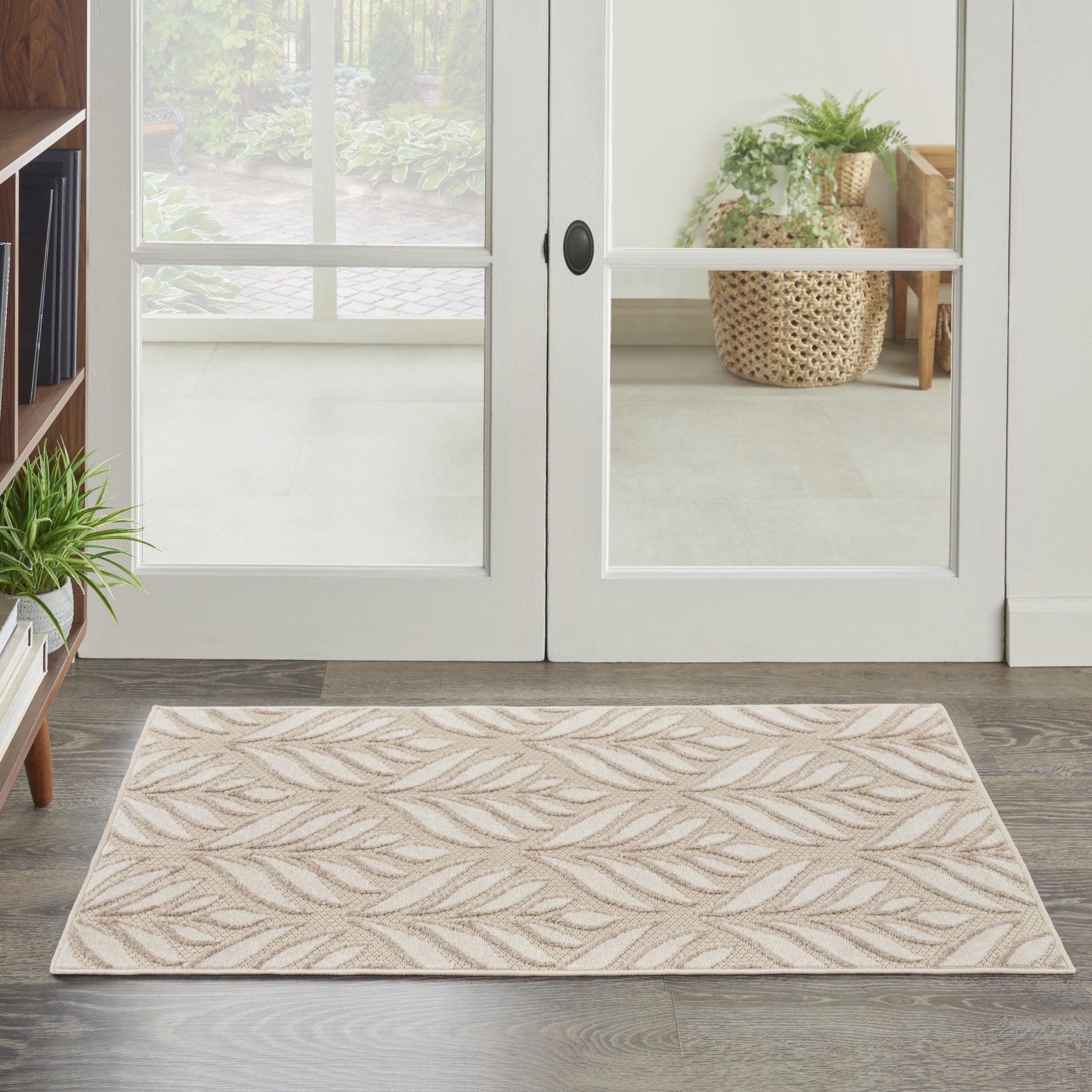 3' X 4' Gray and Ivory Floral Indoor Outdoor Area Rug - Outdoor