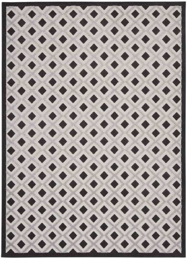 9' X 12' Black And White Indoor Outdoor Area Rug