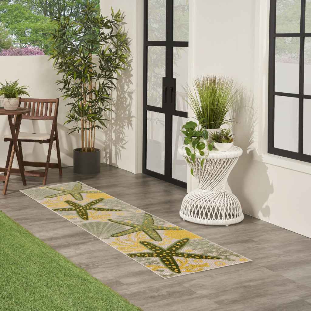 6' Green And Yellow Starfish Indoor Outdoor Runner Rug