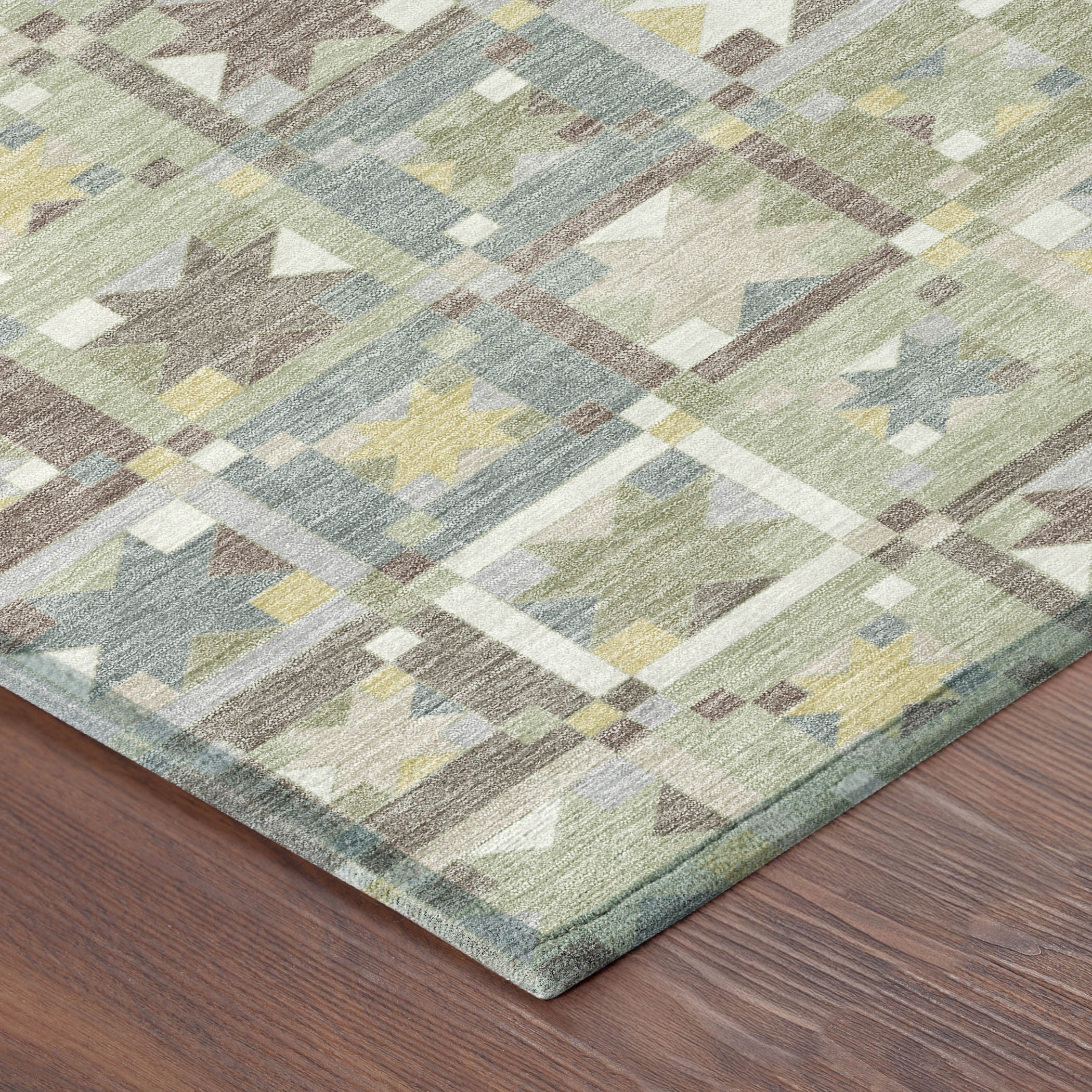 5' X 8' Green And Brown Patchwork Washable Indoor Outdoor Area Rug - Sports & Outdoor