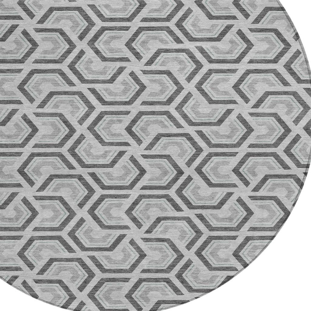 8' Silver And Graphite Round Geometric Washable Indoor Outdoor Area Rug - Sports & Outdoor