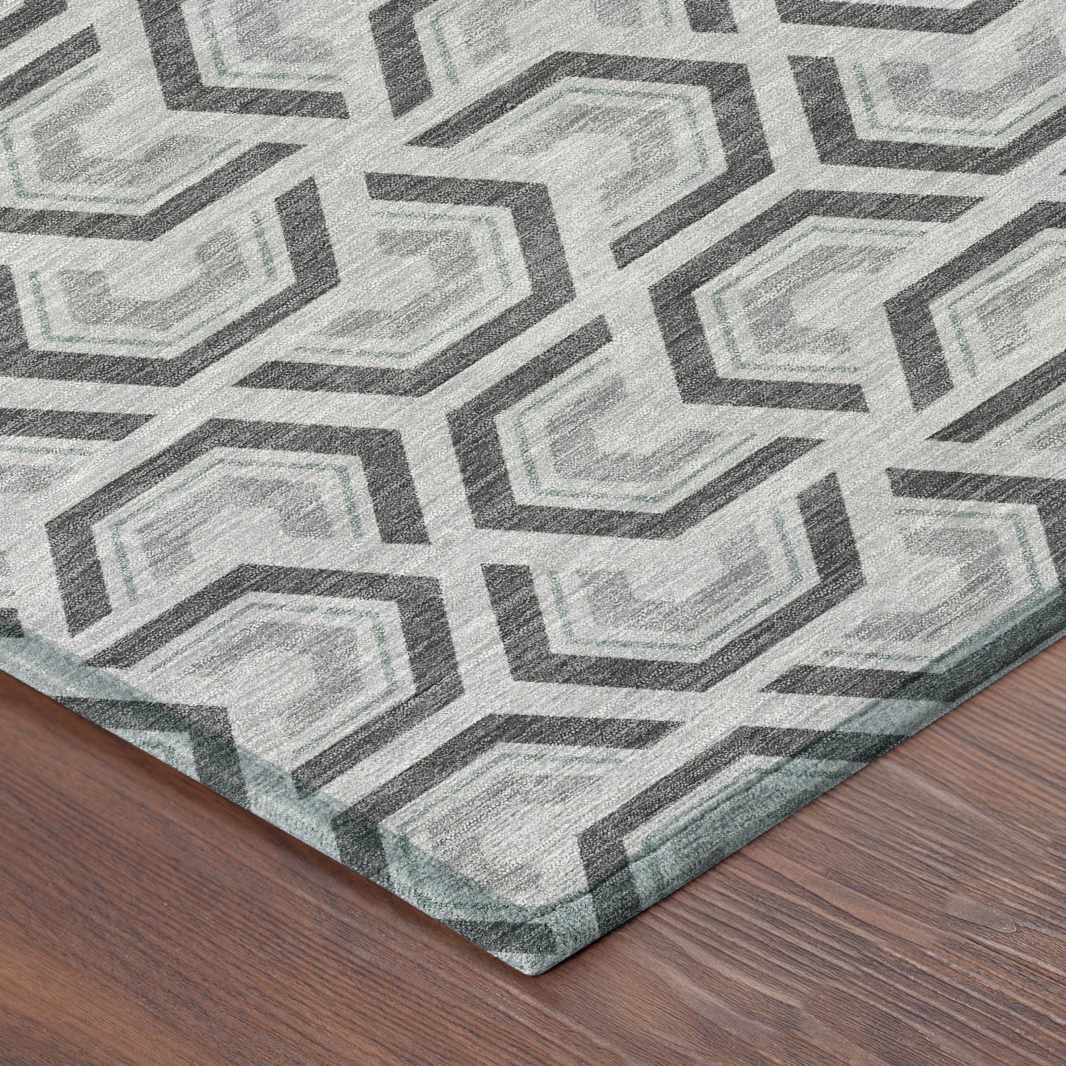 8' Silver And Graphite Round Geometric Washable Indoor Outdoor Area Rug - Sports & Outdoor