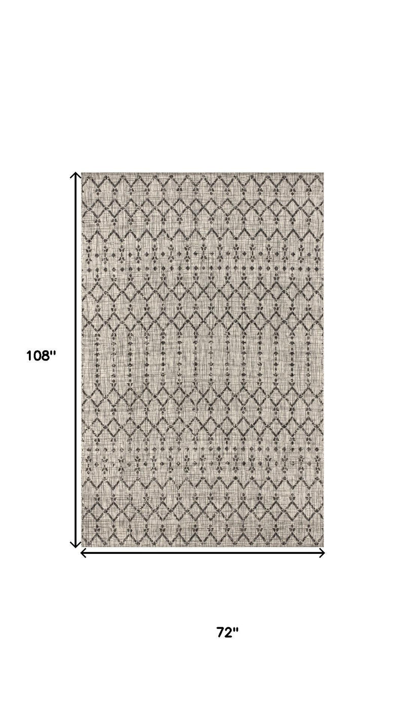 Light gray rug with black trellis pattern, 72 x 108 in rectangle