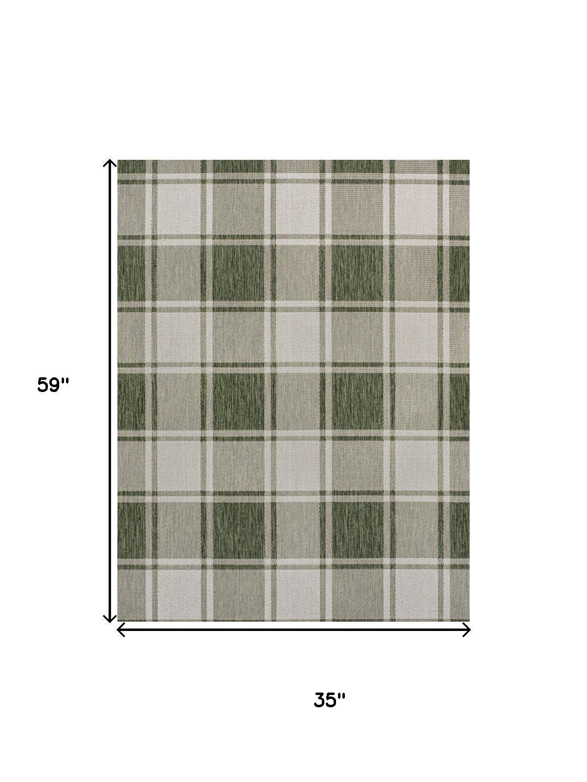 Green and cream gingham area rug, 35 in x 59 in