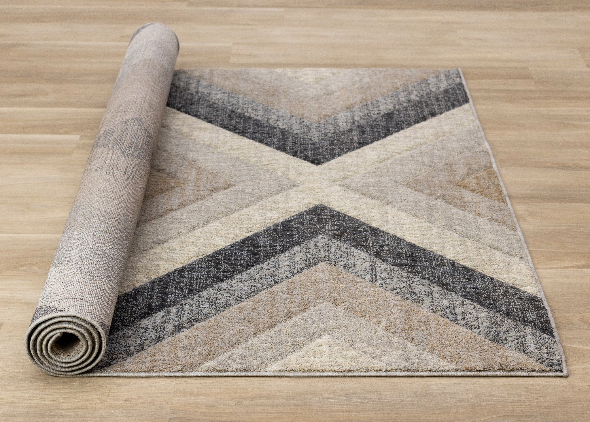 5' X 8' Gray Beige And Black Geometric Area Rug - Home & Garden