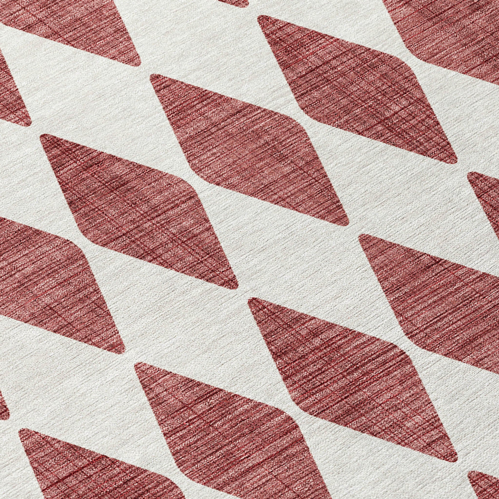3' X 5' Burgundy Geometric Washable Indoor Outdoor Area Rug - Outdoor