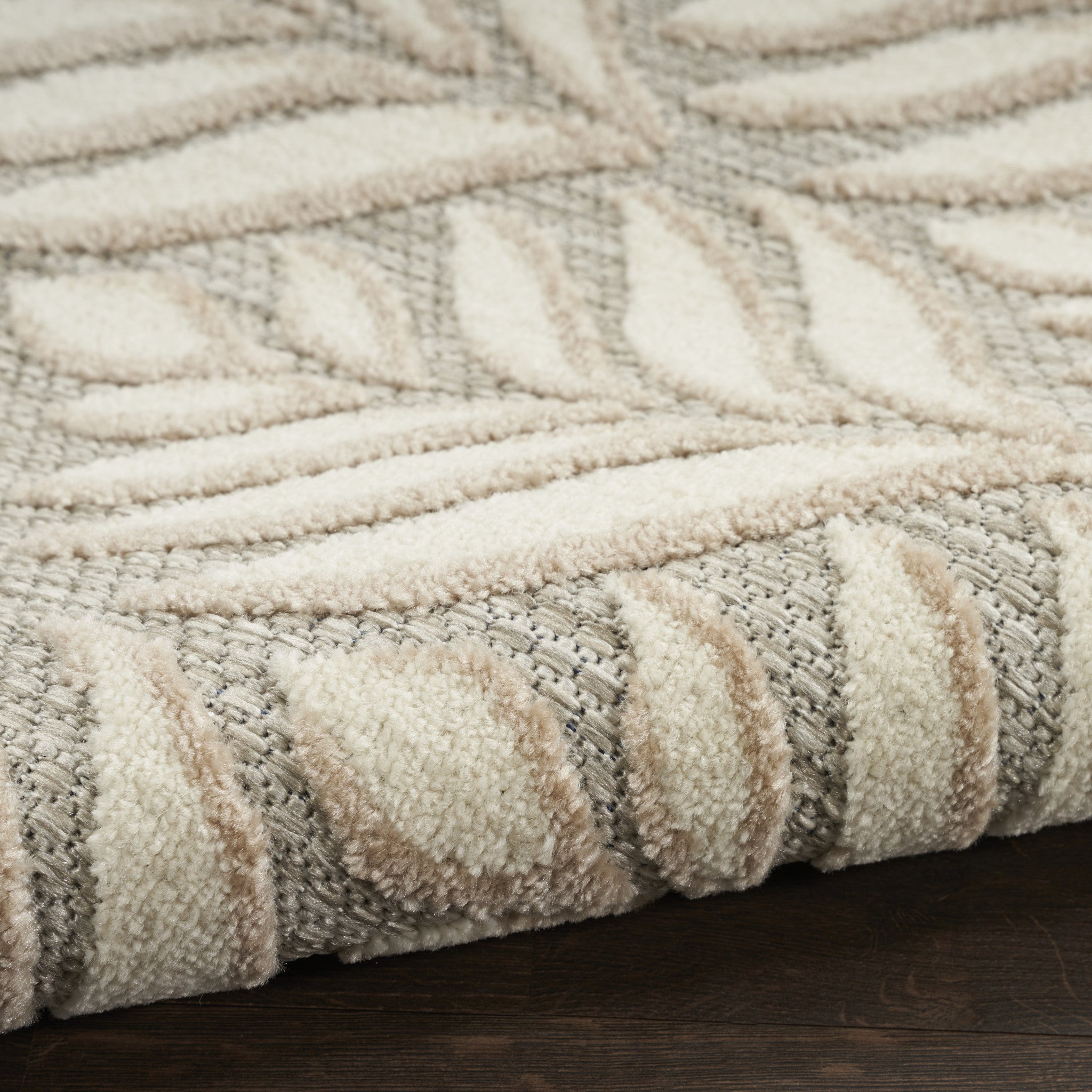 3' X 4' Gray and Ivory Floral Indoor Outdoor Area Rug - Outdoor