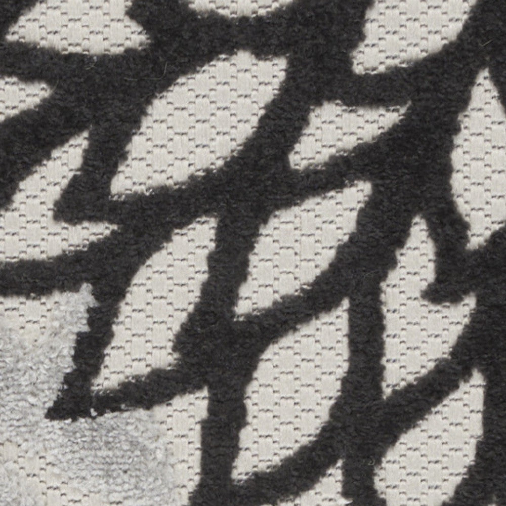 3' X 5' Black And White Floral Power Loom Area Rug - Outdoor