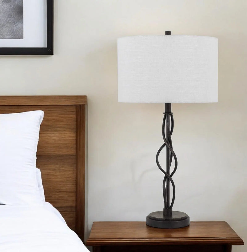 30" Black Metal Candlestick Table Lamp With Off White Drum Shade Homeroots Lighting
