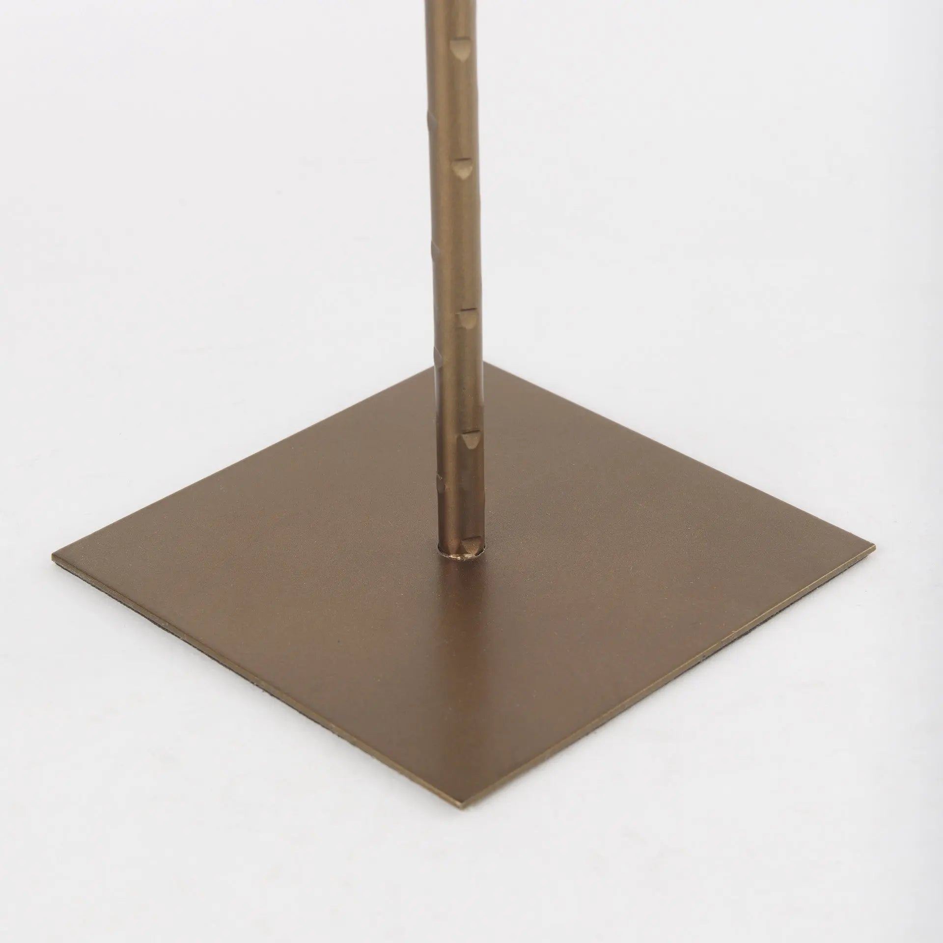 30" Gold Metal Floor Taper Candlestick Homeroots Home Decor