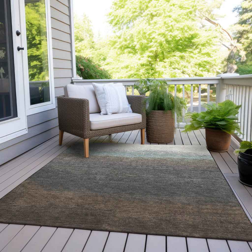 3' X 5' Brown And Beige Ombre Washable Indoor Outdoor Area Rug