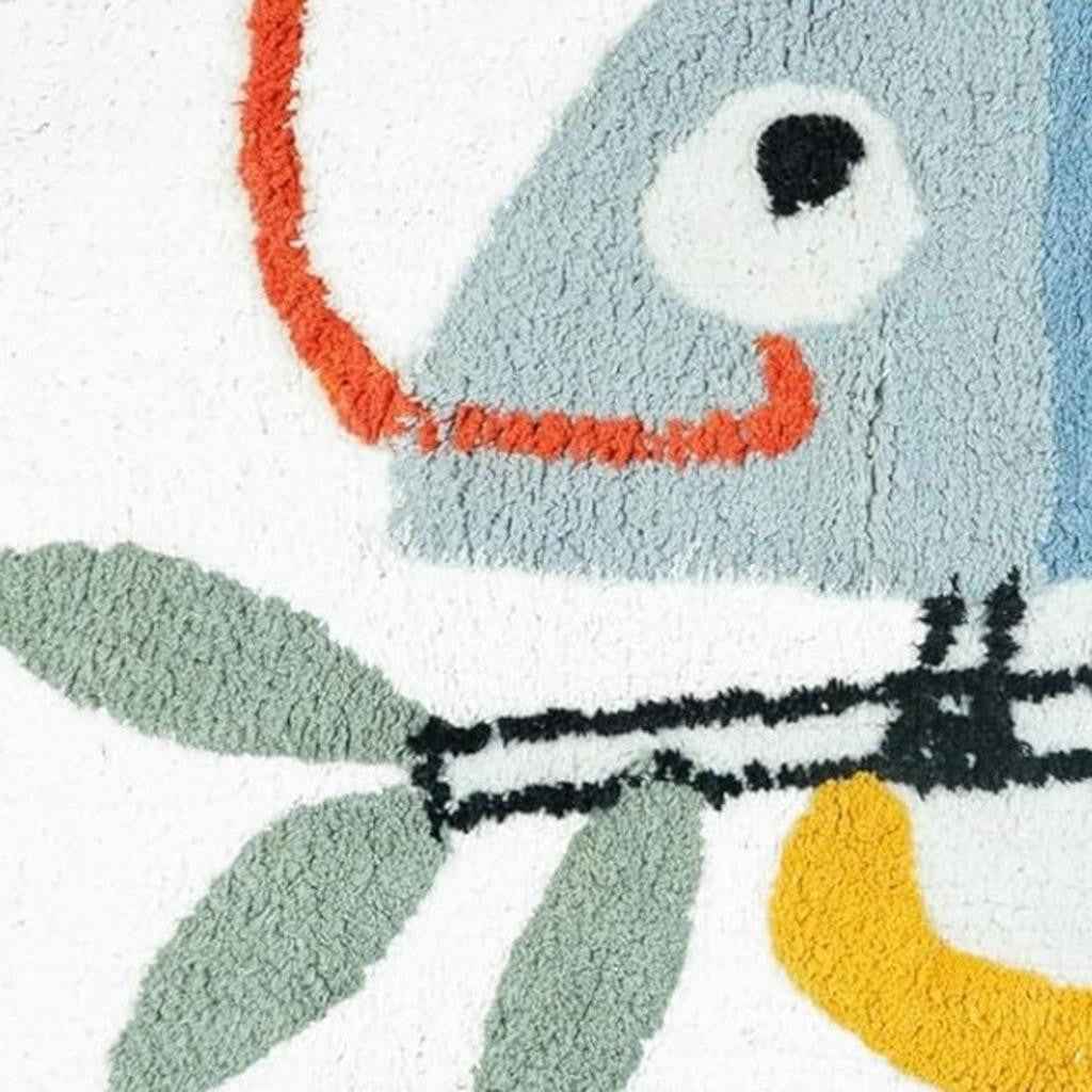 32" White And Yellow Cotton Chameleon Youthful Bath Rug