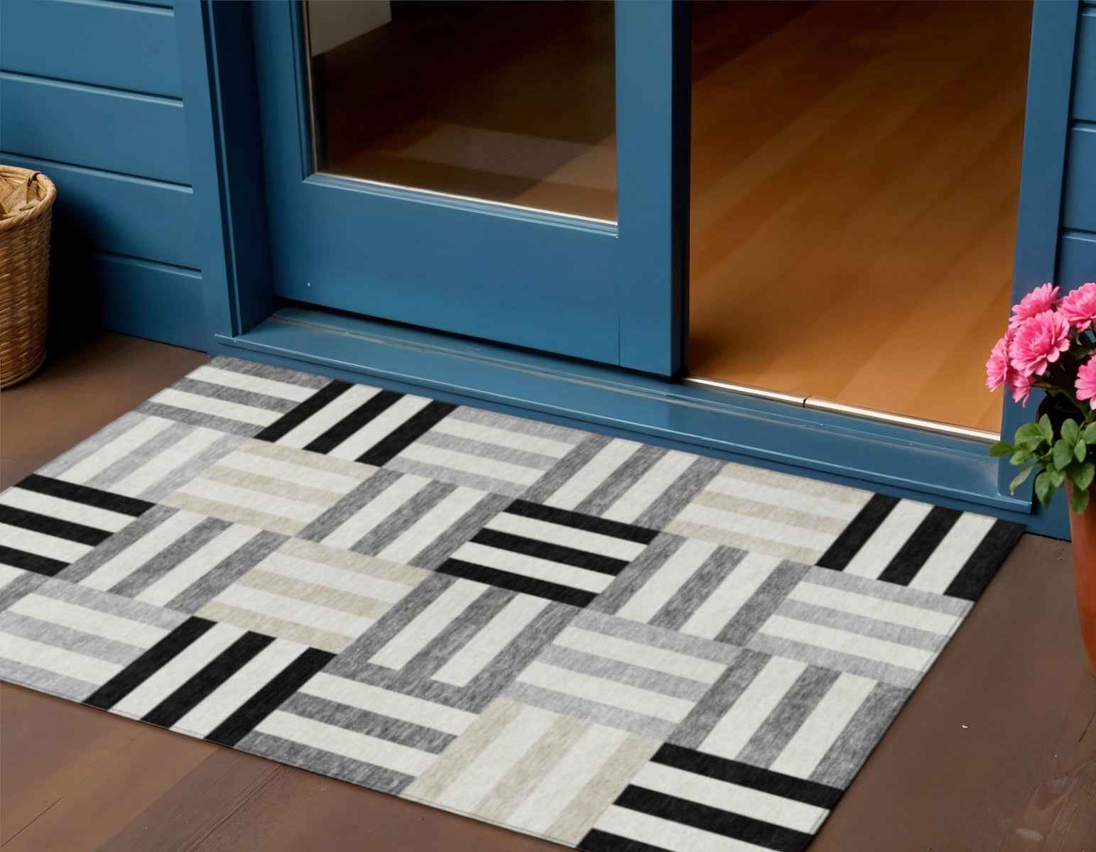 3' X 5' Black Beige And Ivory Geometric Washable Indoor Outdoor Area Rug