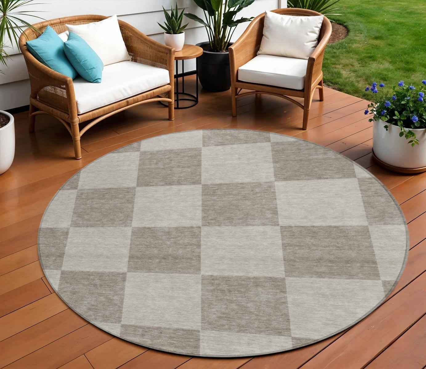 8' Khaki And Taupe Round Geometric Washable Indoor Outdoor Area Rug