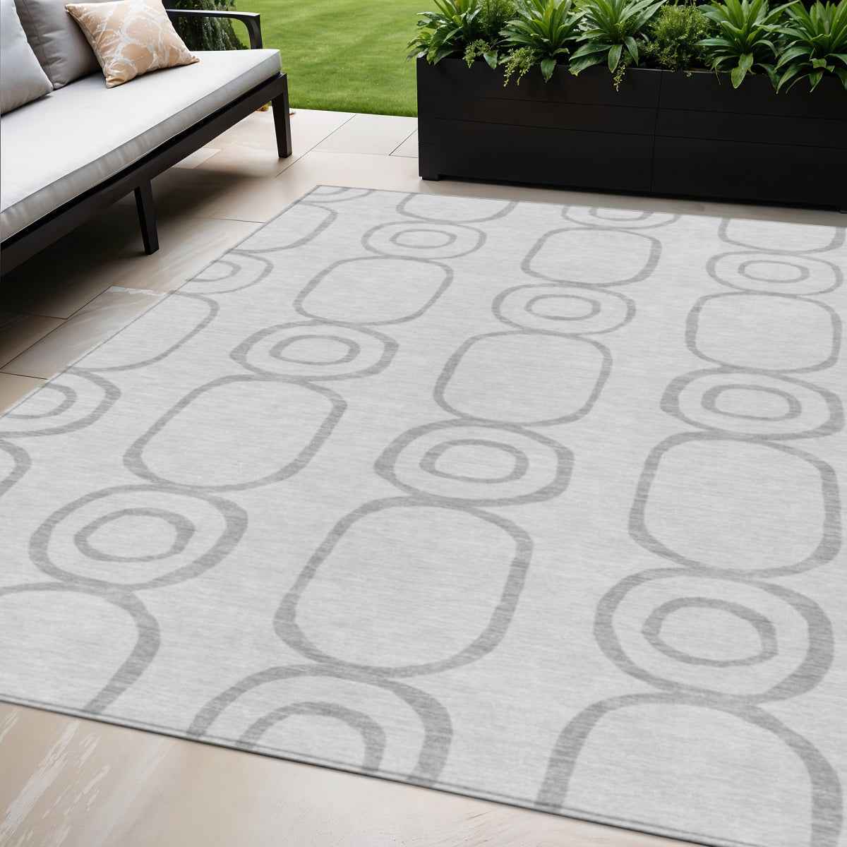 5' X 8' Silver And Gray Geometric Washable Indoor Outdoor Area Rug