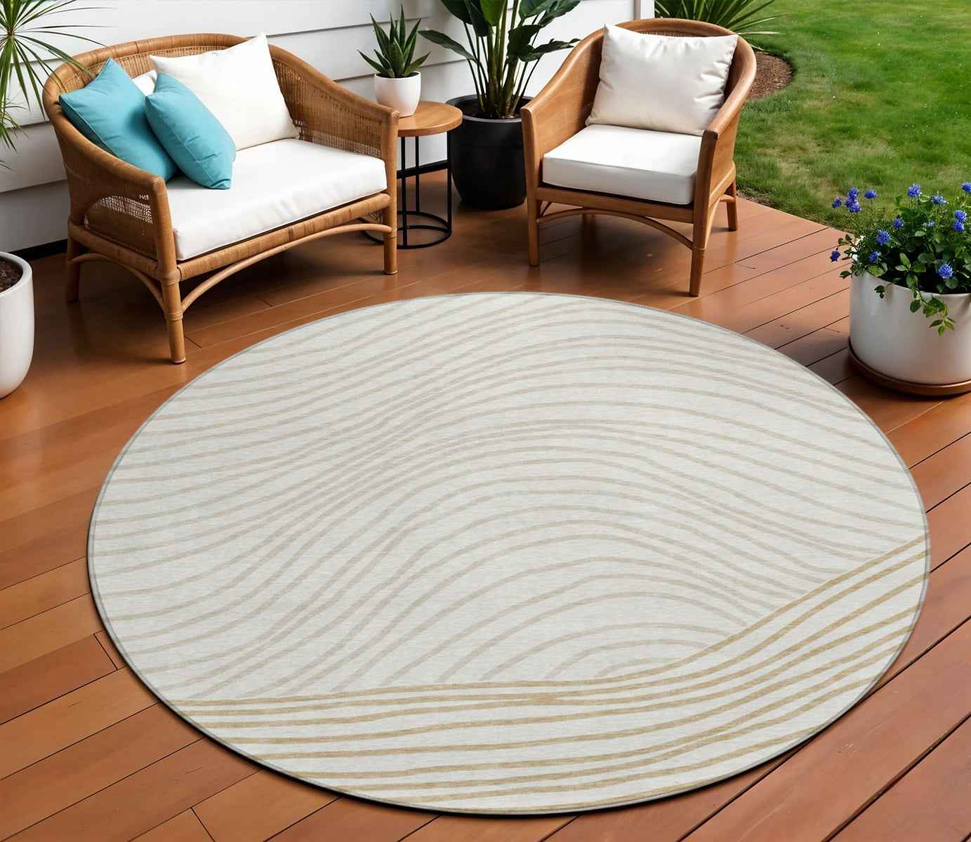 8' Ivory And Wheat Round Striped Washable Indoor Outdoor Area Rug