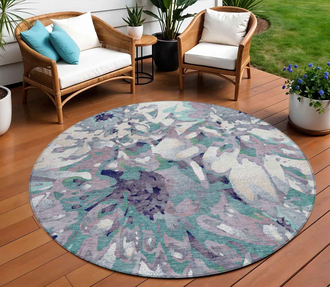 8' Lavender Gray And Ivory Round Floral Washable Indoor Outdoor Area Rug