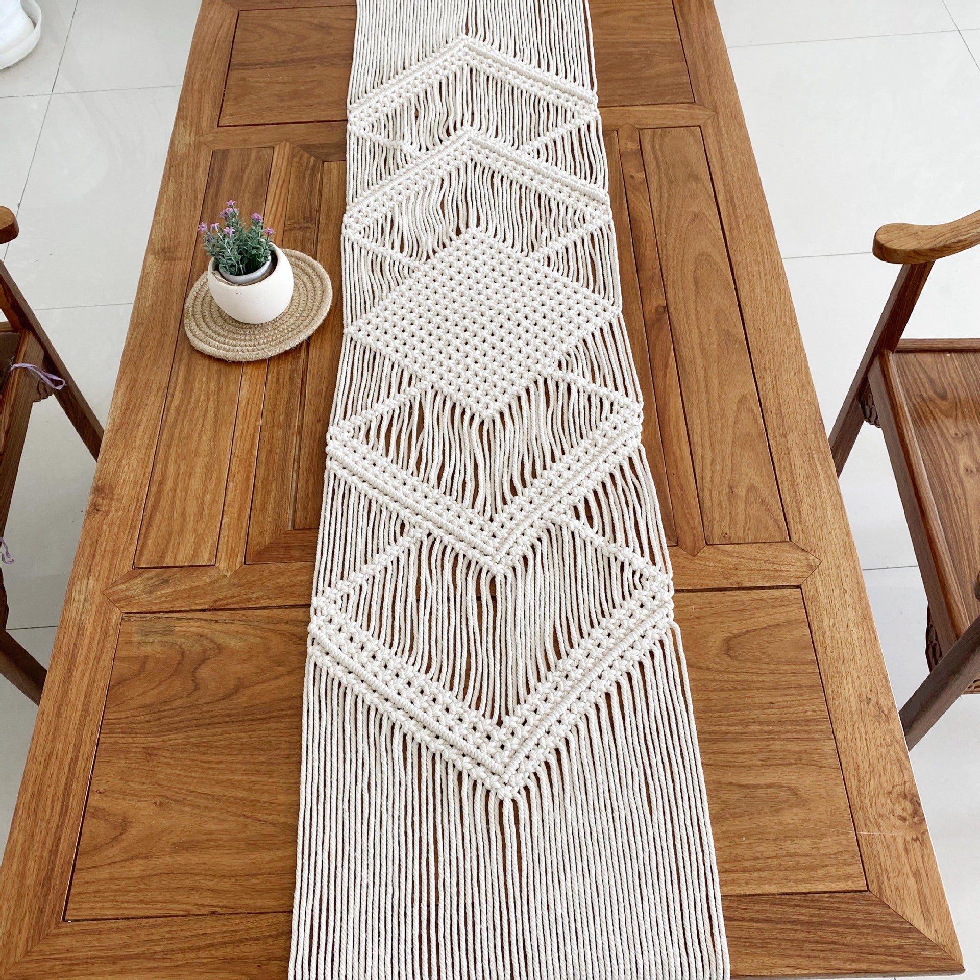 Nordic Off White Boho Table Runner Bohemian Hand Woven Table Runner with Tassel Tapestry Home el Dinning Table Decoration