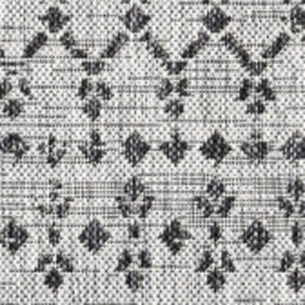 3' Light Gray And Black Square Trellis Indoor Outdoor Area Rug - GreatEagleInc
