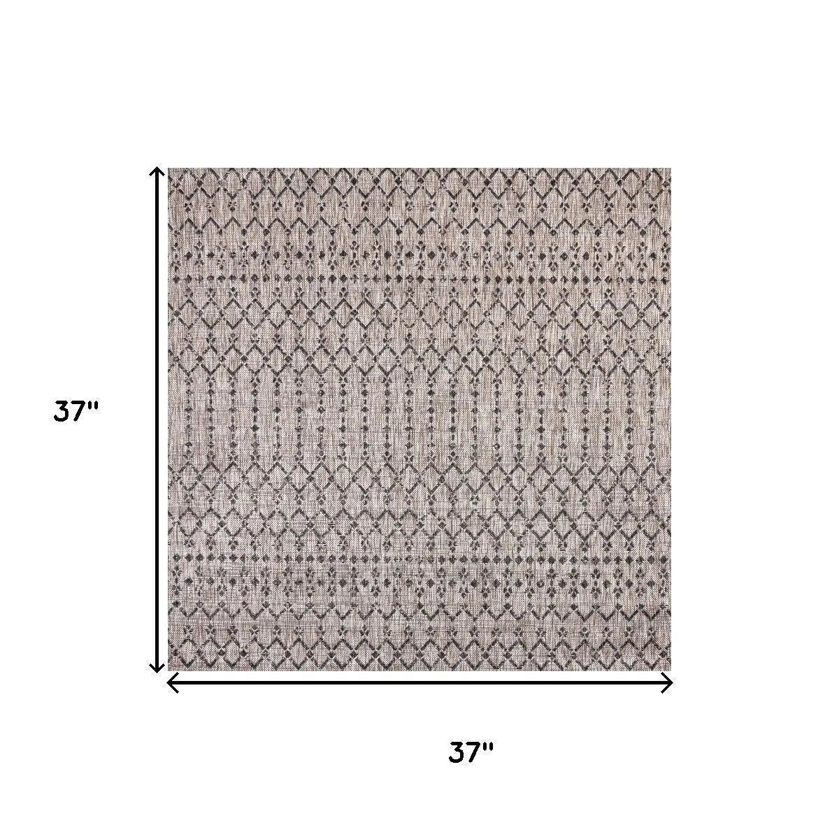 3' Natural And Black Square Trellis Indoor Outdoor Area Rug Homeroots Outdoor