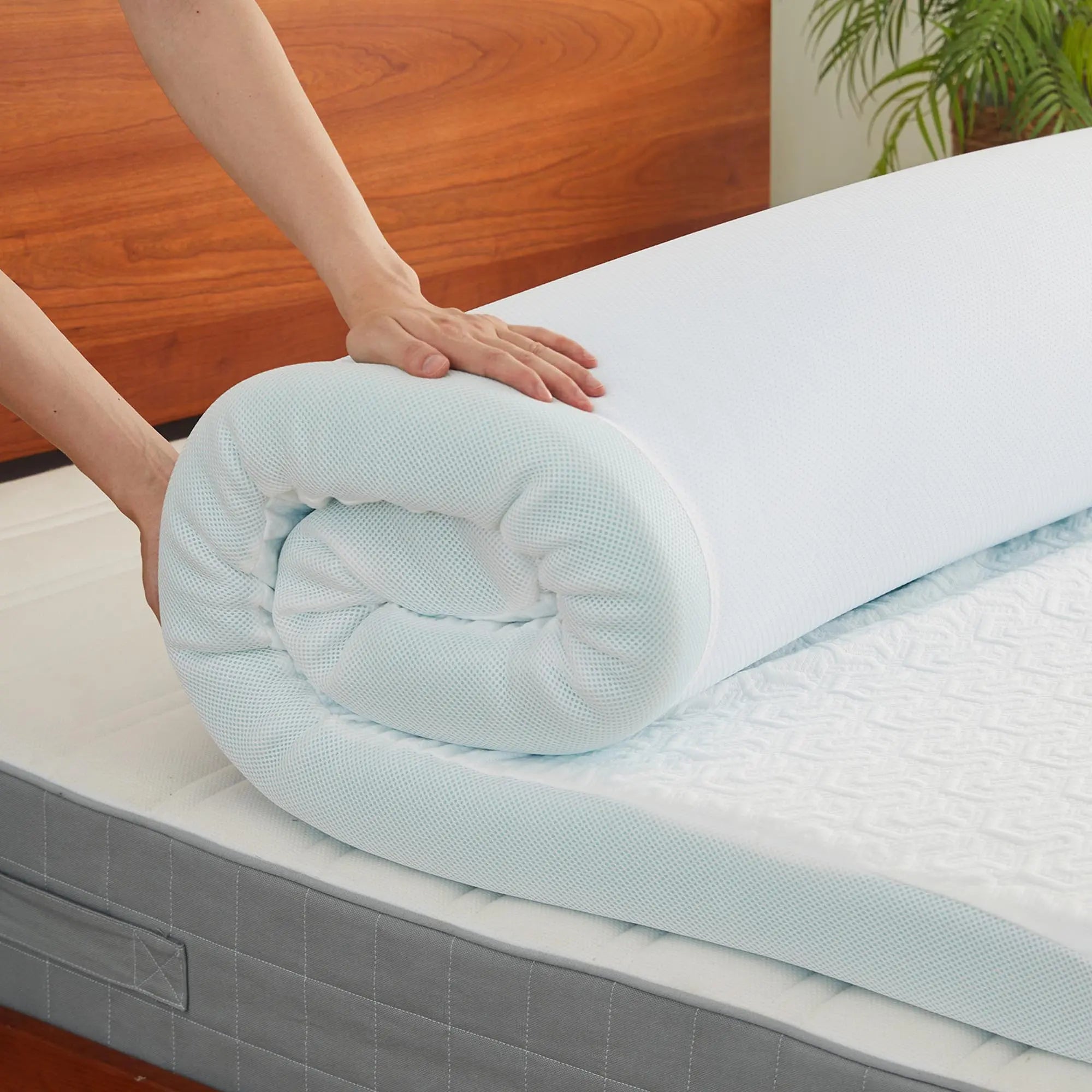 3" White Gel Memory Foam King Mattress Topper Homeroots Bed & Bath