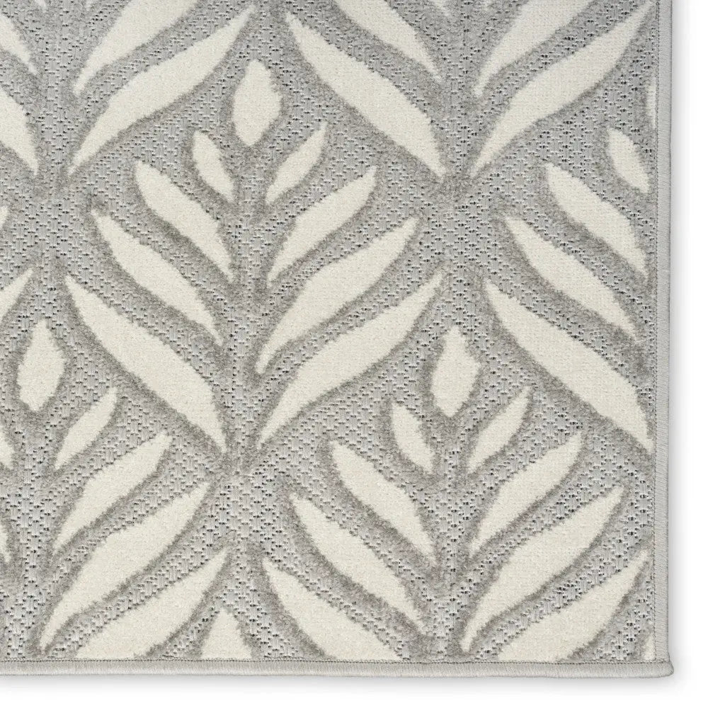 3' X 4' Gray Floral Indoor Outdoor Area Rug Homeroots Outdoor