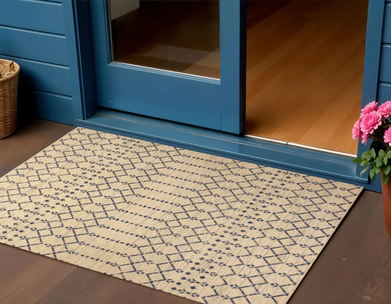 3' X 5' Beige And Navy Blue Trellis Indoor Outdoor Area Rug Homeroots Outdoor