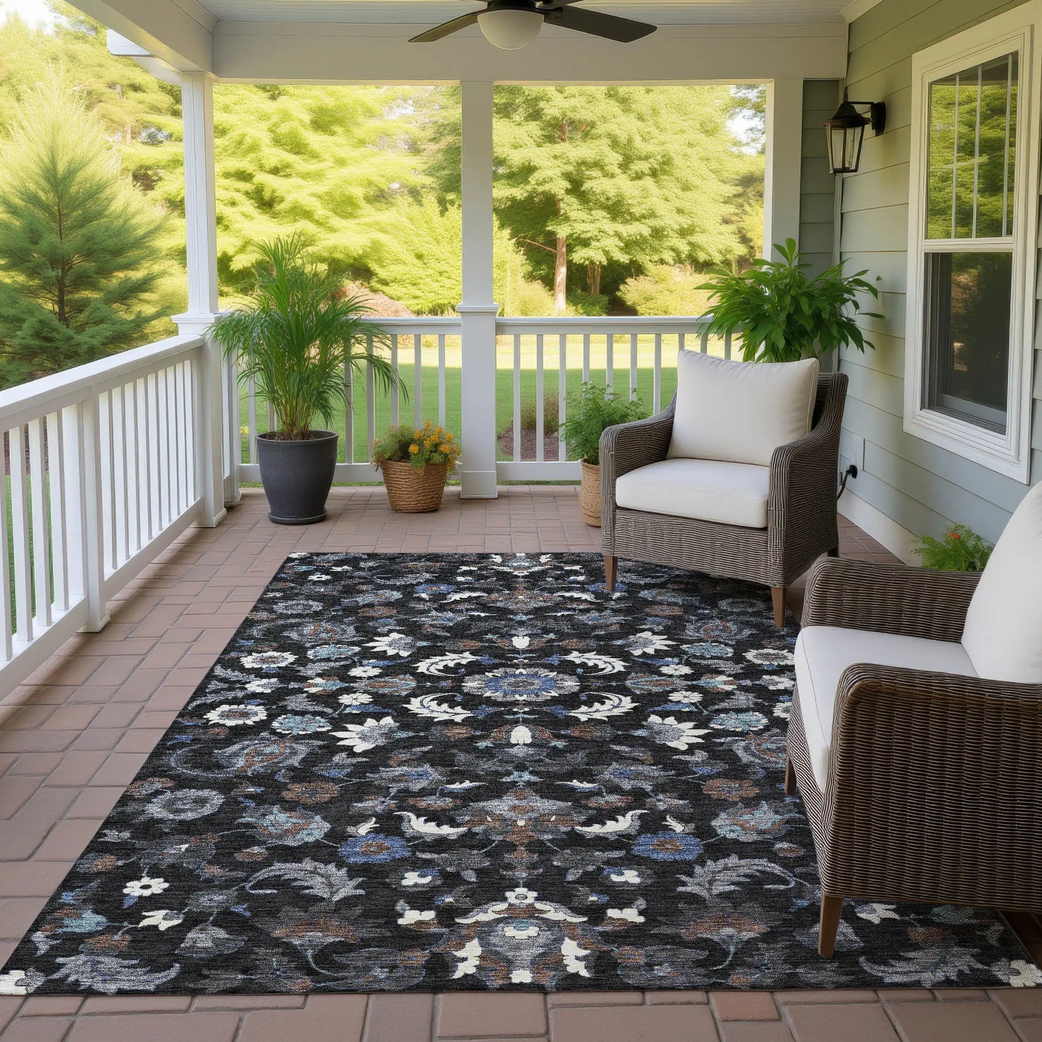 3' X 5' Black And Charcoal Floral Medallion Washable Indoor Outdoor Area Rug Homeroots Outdoor