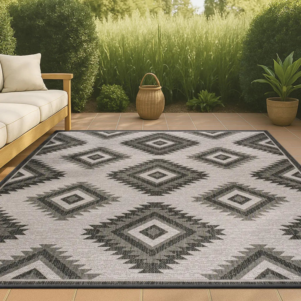 3' X 5' Black And Cream Moroccan Indoor Outdoor Area Rug - GreatEagleInc