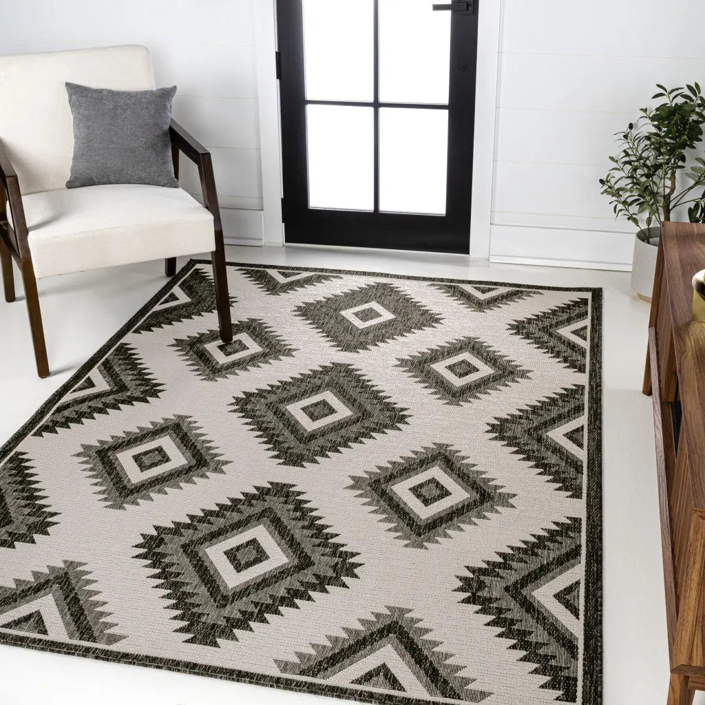 3' X 5' Black And Cream Moroccan Indoor Outdoor Area Rug - GreatEagleInc