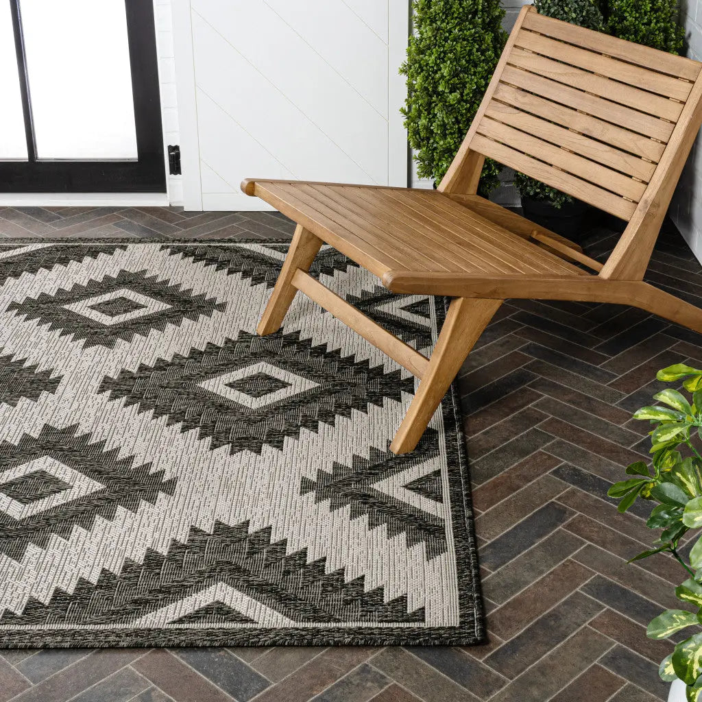 3' X 5' Black And Cream Moroccan Indoor Outdoor Area Rug - GreatEagleInc