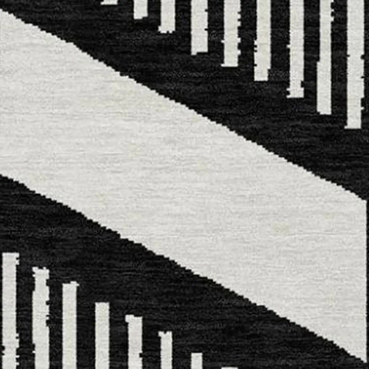 3' X 5' Black And Graphite Geometric Washable Indoor Outdoor Area Rug Homeroots Outdoor