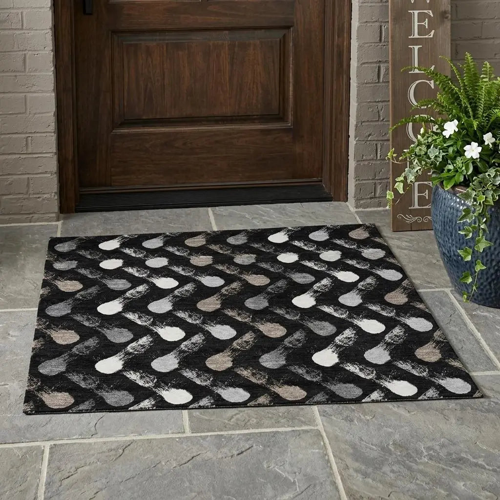 3' X 5' Black And Graphite Geometric Washable Indoor Outdoor Area Rug Homeroots Outdoor