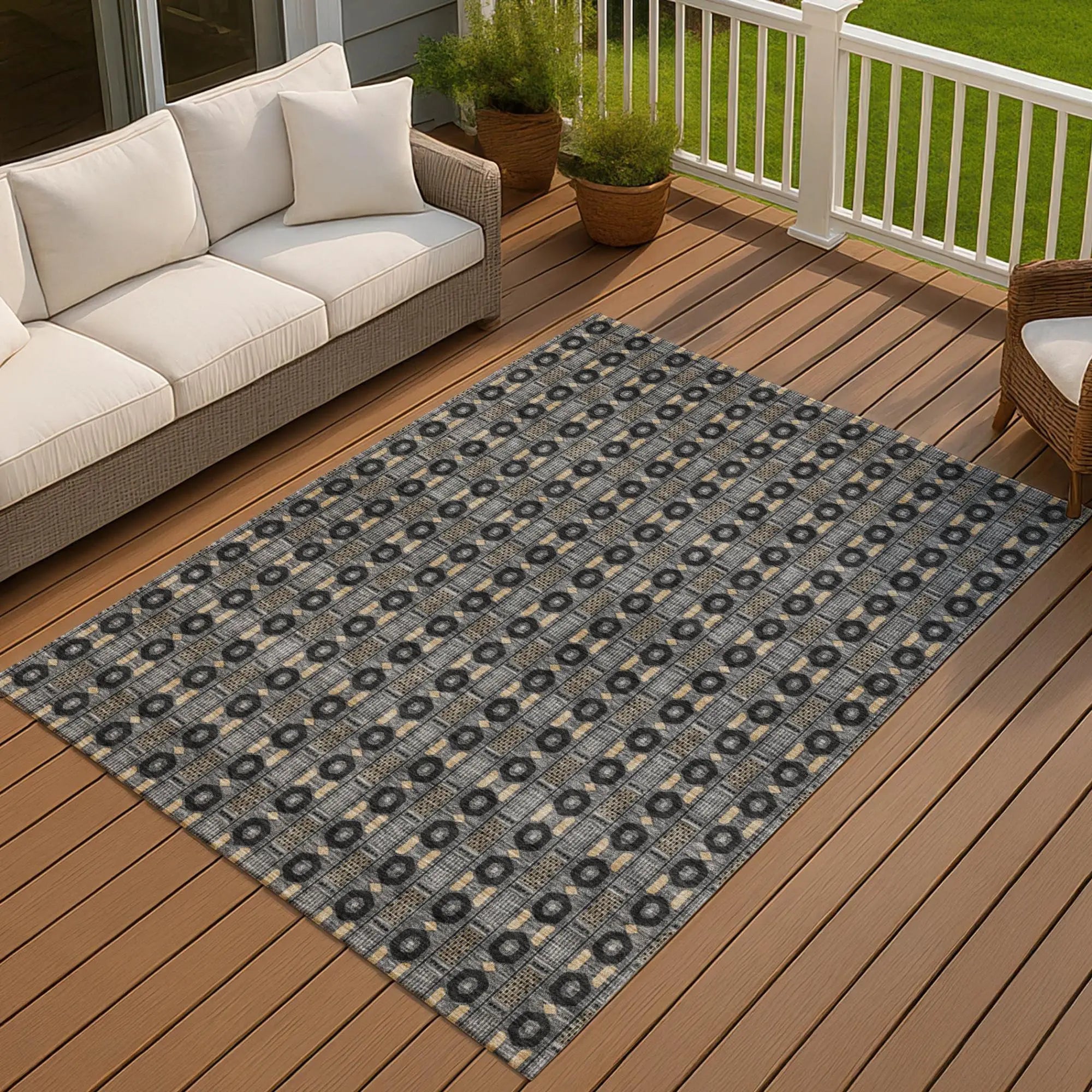 3' X 5' Black And Graphite Striped Washable Indoor Outdoor Area Rug Homeroots Outdoor